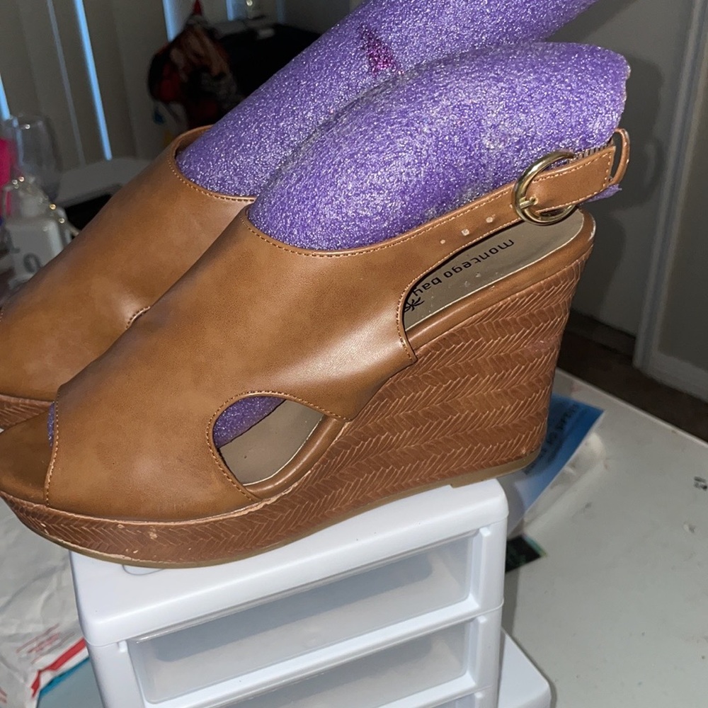 Cute wedge, size 10